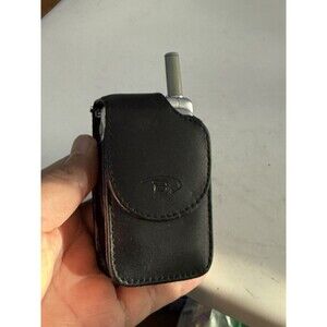 AudioVox CDM-8610VM Virgin Mobile Flip Cell Phone It (untested) No Power Cord